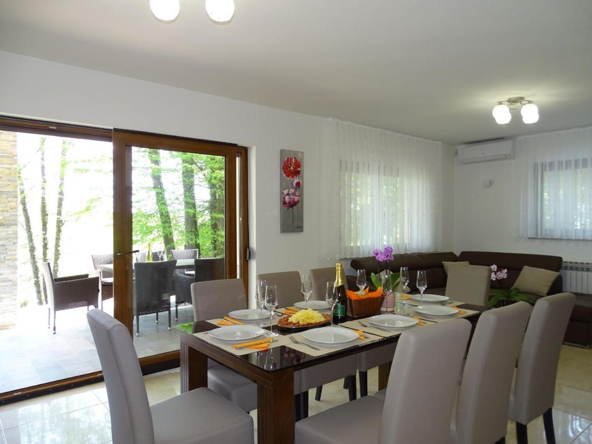 Kolpa Paradise Метлика Екстериор снимка